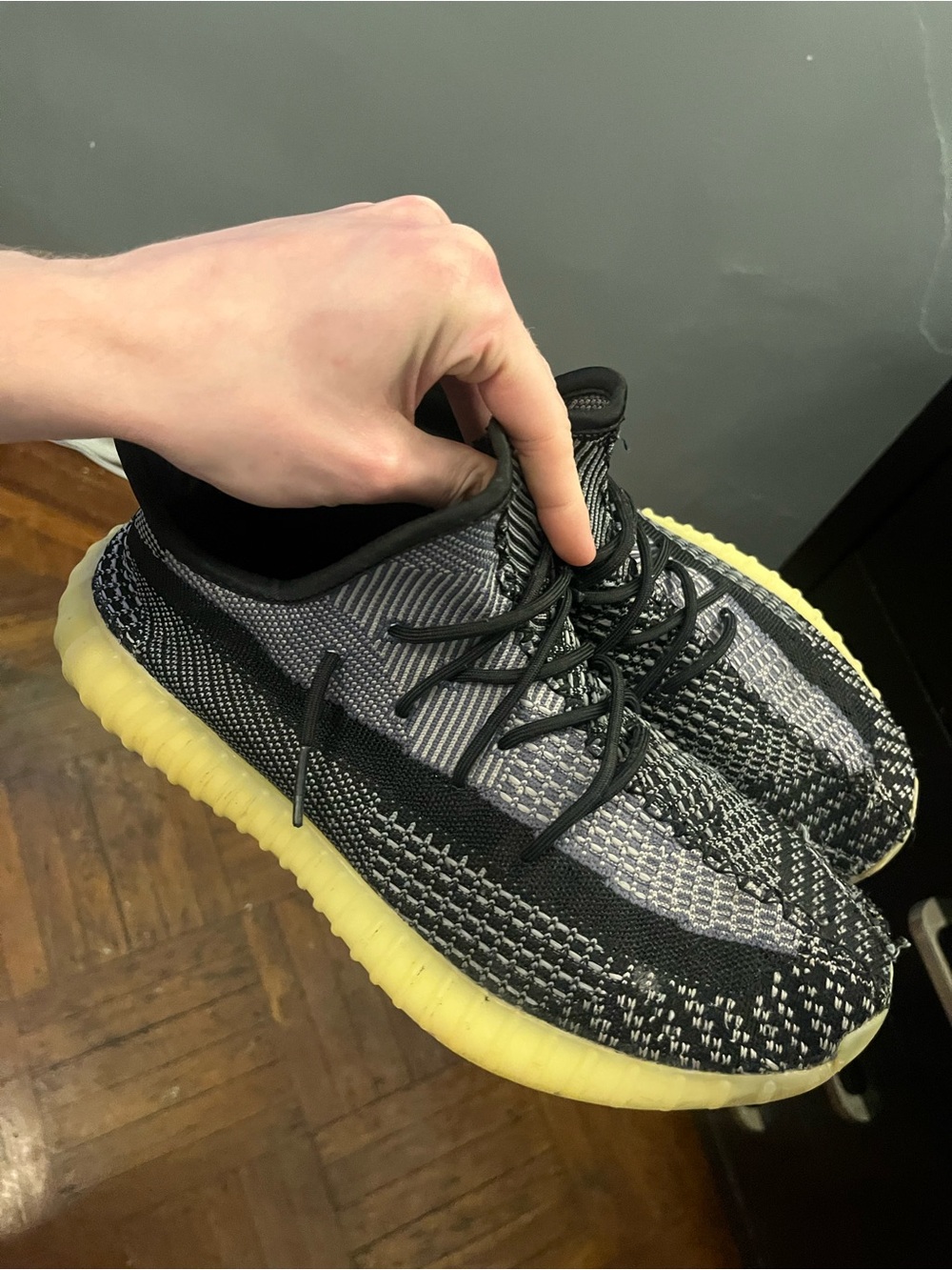 Yeezy 350 V2 Carbon Size 12.5